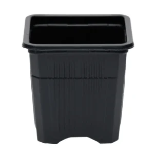 Saksija za rasad 7x7x6,5cm četvrtasta crna plastična Saksija za rasad 7x7x6,5cm četvrtasta crna plastična - Slika 1
